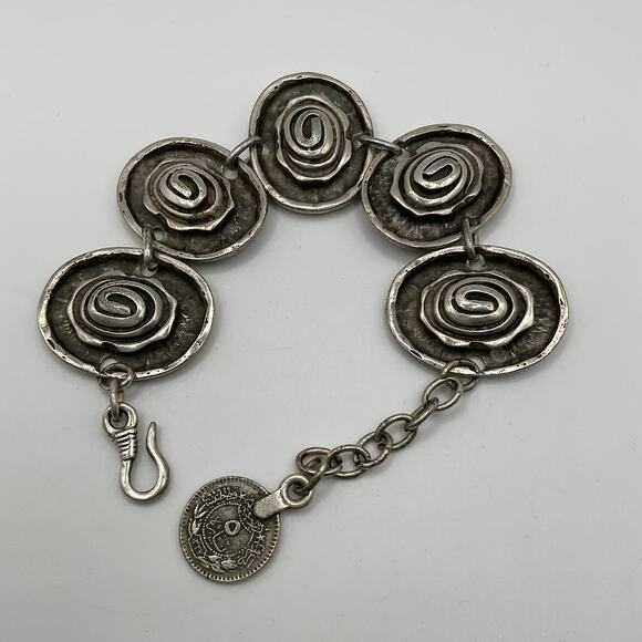 Vintage Seraglio Silver Tone Bracelet 6–7.5” • Egyptian/Middle Eastern Motif - Picture 1 of 14